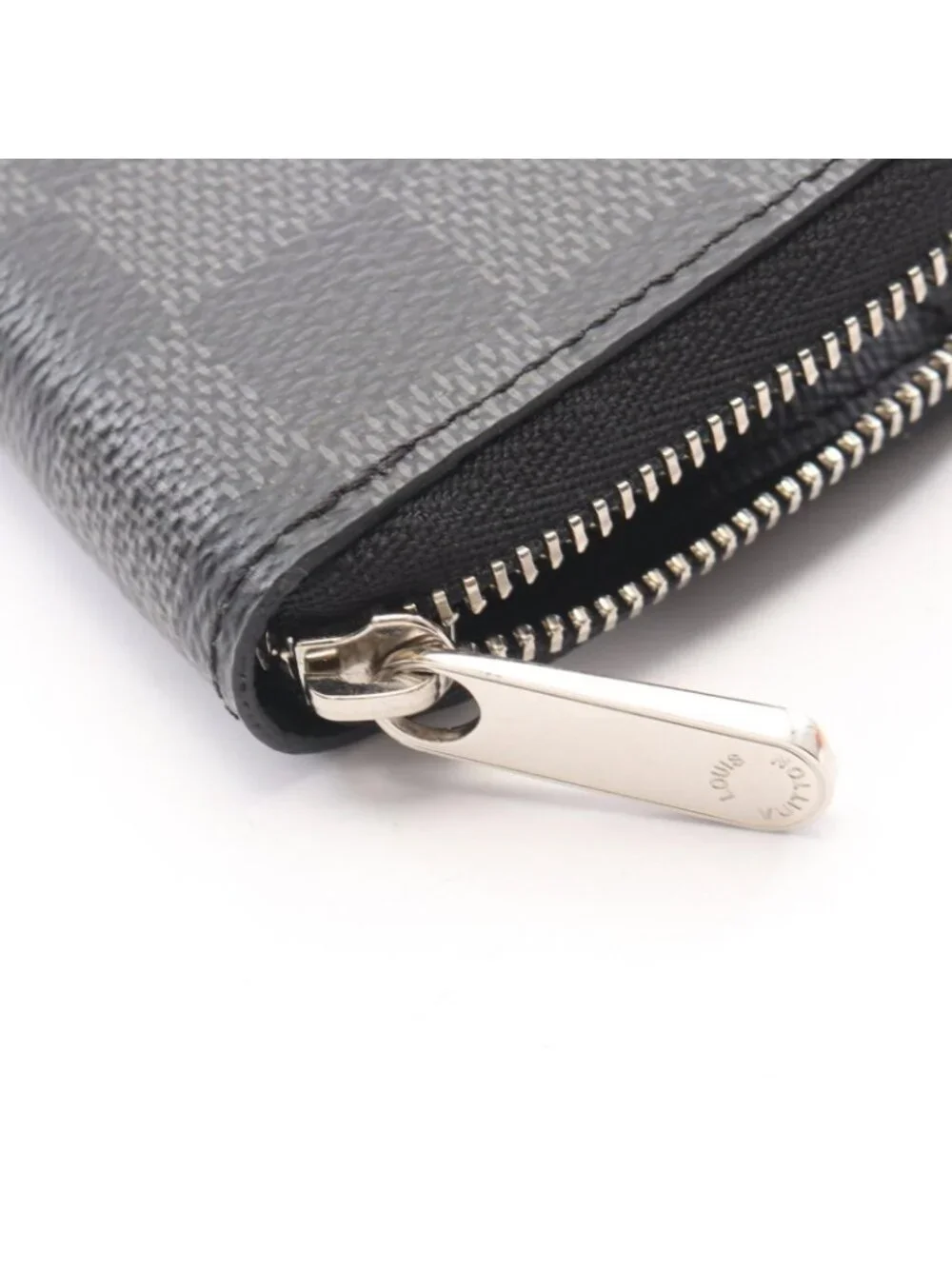Louis Vuitton Coin Purse Zippy Damier Graphite